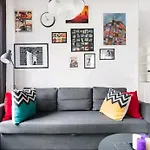 아파트 Free Indoor Parking Old Town Basanavicius Park & Balcony 빌뉴스